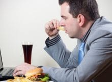 Hábitos poco saludables que debes evitar