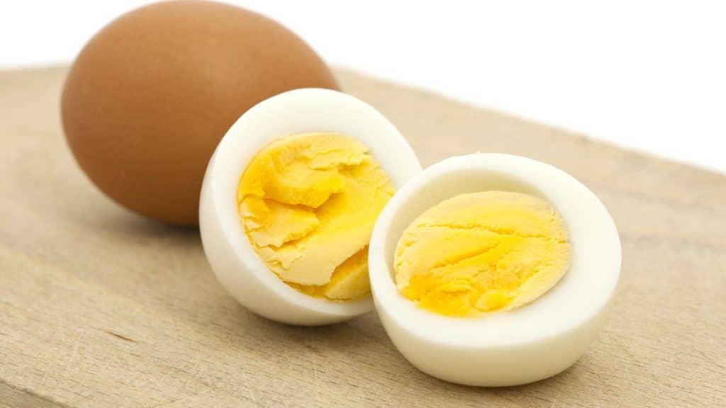Por qué es saludable comer huevos cocidos